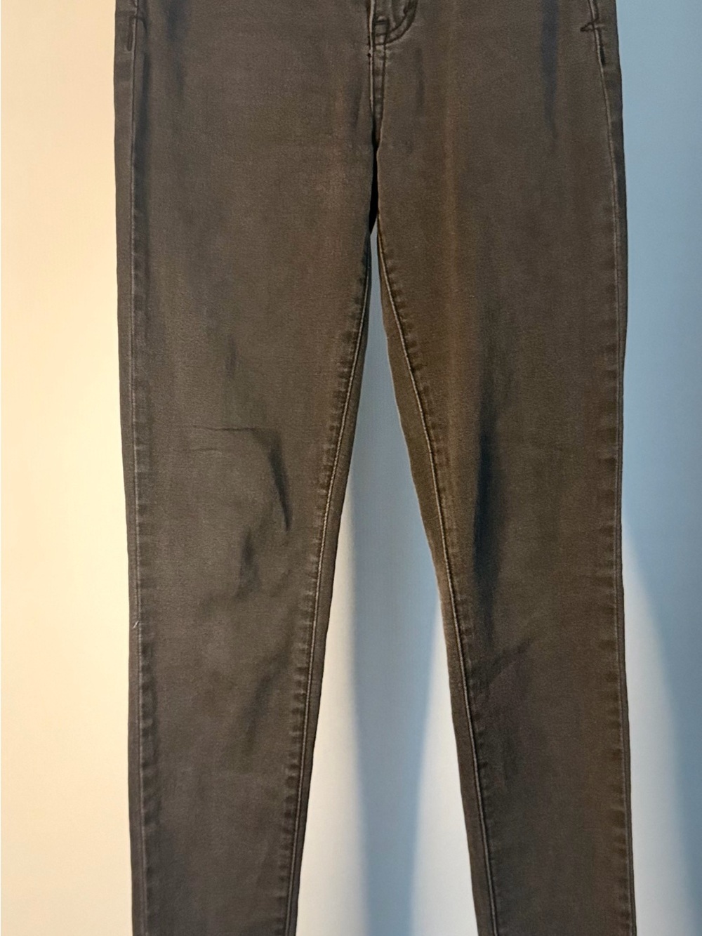 Aeropostale Women's Charcoal Skinny Jeans